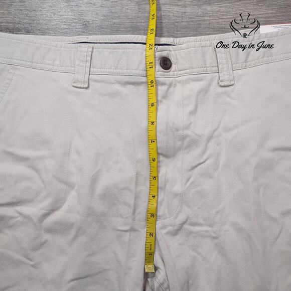 St. John's Bay Comfort Stretch Above Knee Shorts Size 42 - Picture 4 of 7